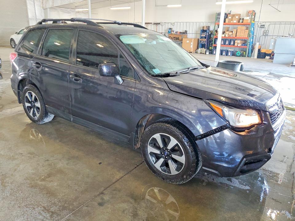 Продаж на аукціоні авто 2018 Subaru Forester, vin: JF2SJAEC1JG552390, номер лоту: 61187656