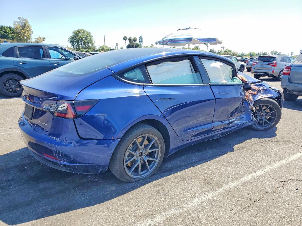 Продаж на аукціоні авто 2022 Tesla Model 3, vin: 5YJ3E1EBXNF241426, номер лоту: 62882406