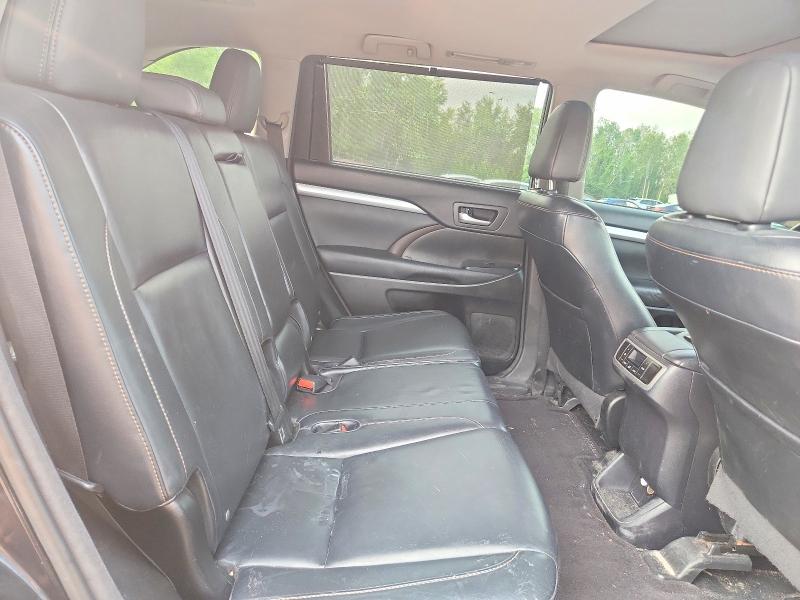 62492106 :رقم المزاد ، 5TDJKRFH9GS239909 vin ، 2016 Toyota Highlander مزاد بيع