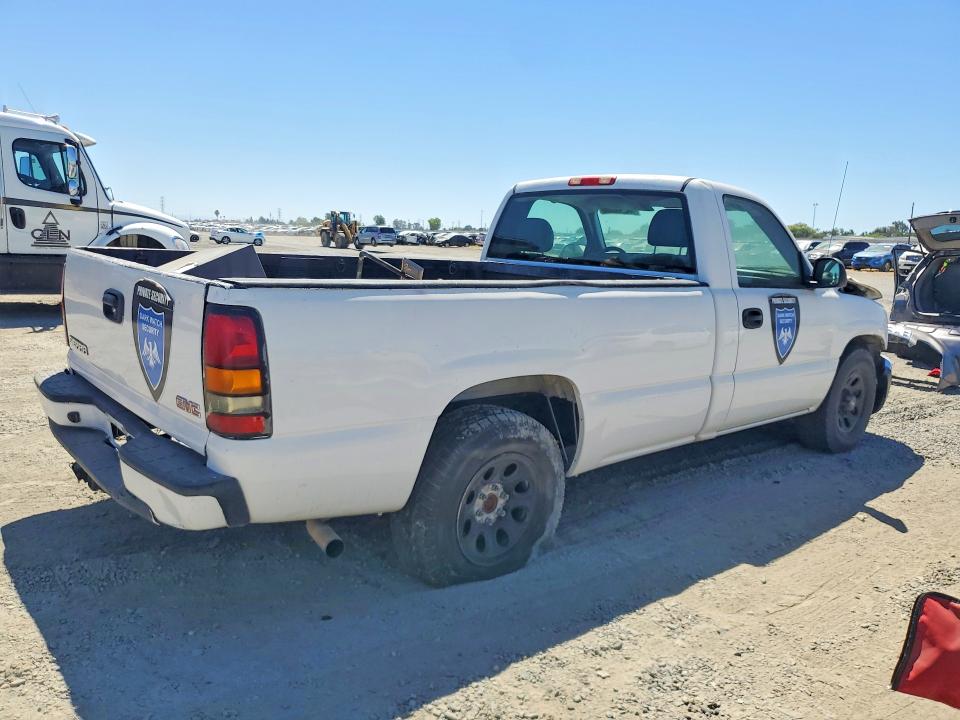 62392866 :رقم المزاد ، 1GTEC14V15Z900403 vin ، 2005 Gmc New Sierra مزاد بيع