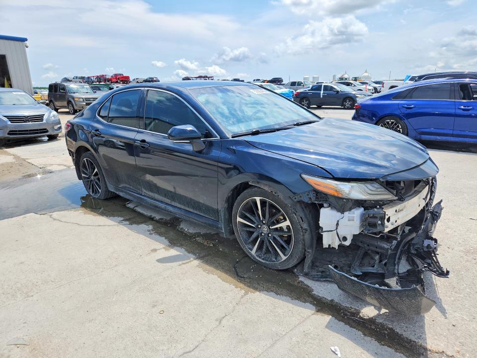 Продажа на аукционе авто 2019 Toyota Camry, vin: 4T1B61HK4KU681676, номер лота: 59393406