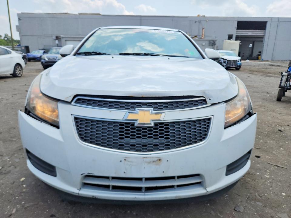 Продажа на аукционе авто 2014 Chevrolet Cruze, vin: 1G1PC5SB5E7105688, номер лота: 61866176
