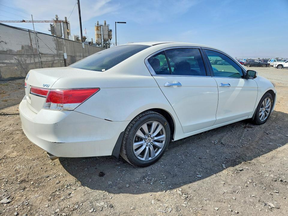 Aukcja sprzedaży 2011 Honda Accord, vin: 1HGCP3F84BA026123, numer aukcji: 62865536