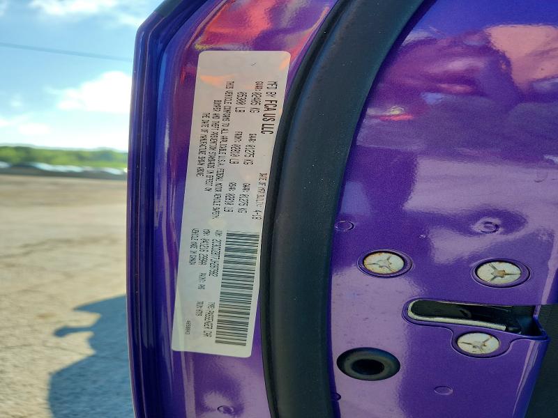 60275816 :رقم المزاد ، 2C3CDZBT7JH287982 vin ، 2018 Dodge Challenger مزاد بيع