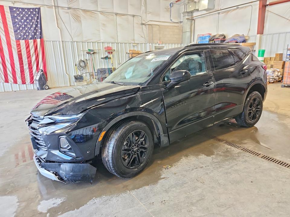 62568666 :رقم المزاد ، 3GNKBHR43NS116050 vin ، 2022 Chevrolet Blazer مزاد بيع