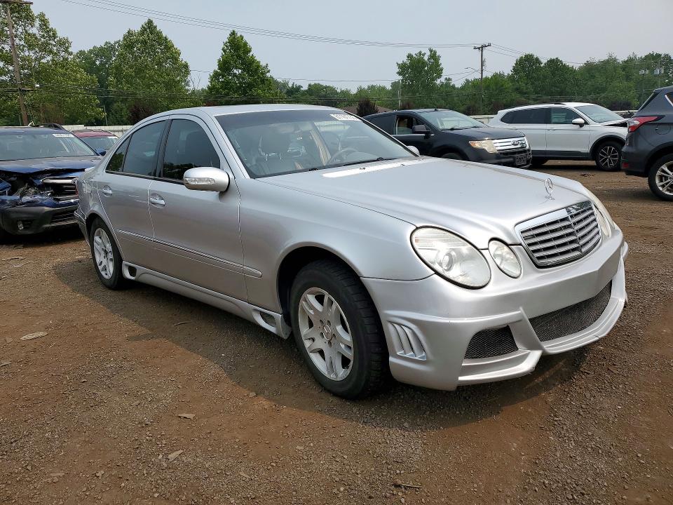 Продажа на аукционе авто 2005 Mercedes-benz E, vin: WDBUF26J45A666208, номер лота: 61161736