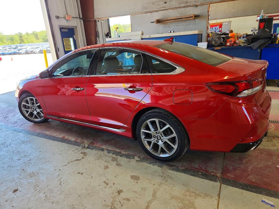 62959996 :رقم المزاد ، 5NPE34AB6JH675568 vin ، 2018 Hyundai Sonata مزاد بيع