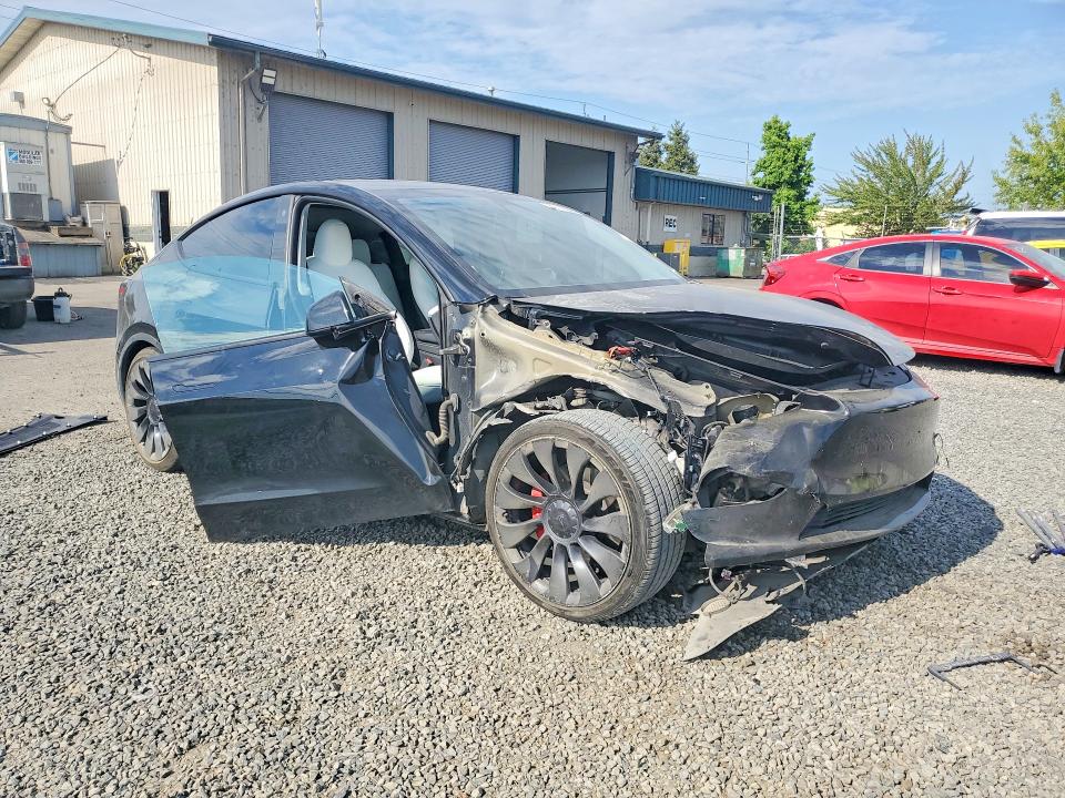 2023 Tesla Model Y მანქანა იყიდება აუქციონზე, vin: 7SAYGDEFXPF773608, აუქციონის ნომერი: 62119366