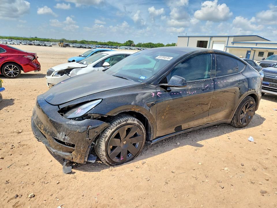 59704076 :رقم المزاد ، 5YJYGDED1MF103789 vin ، 2021 Tesla Model Y مزاد بيع