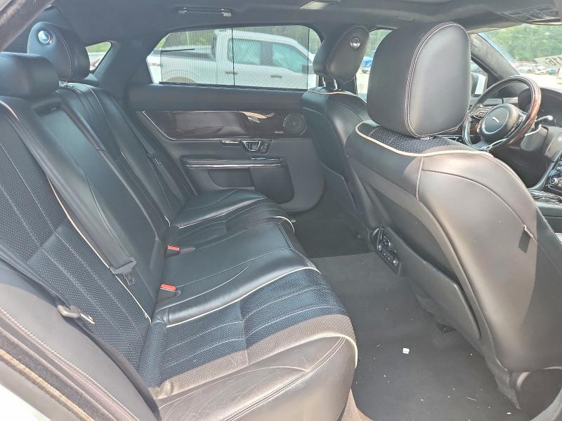 61144416 :رقم المزاد ، SAJWJ2GD8F8V88561 vin ، 2015 Jaguar Xjl مزاد بيع