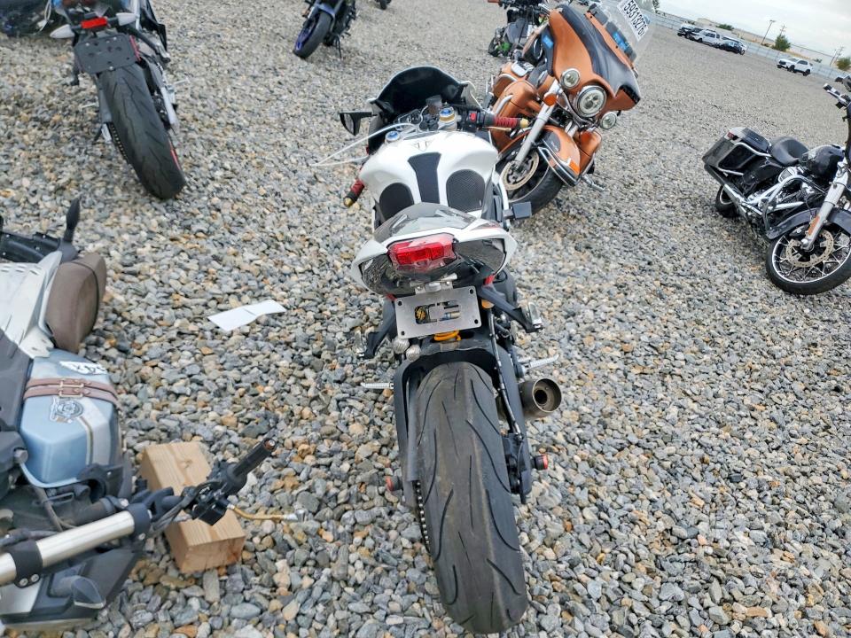 62851846 :رقم المزاد ، SMTA02YK7HJ787459 vin ، 2017 Triumph Motorcycle Daytona 675r مزاد بيع