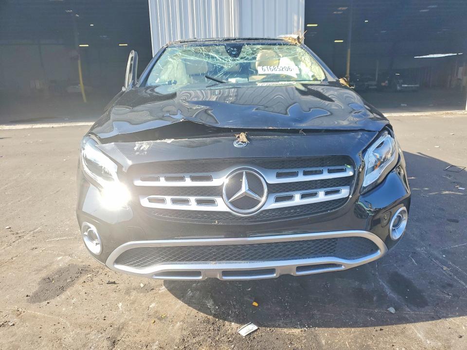 2019 Mercedes-benz Gla მანქანა იყიდება აუქციონზე, vin: WDCTG4EB7KJ581532, აუქციონის ნომერი: 61685206