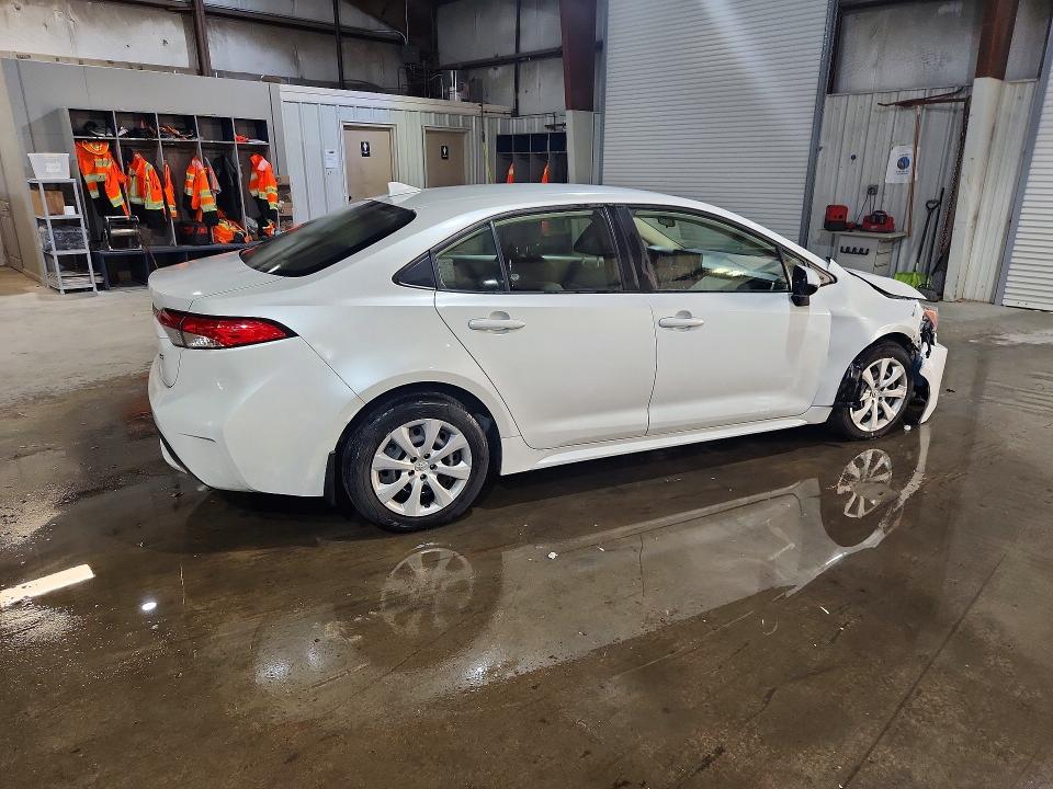2022 Toyota Corolla მანქანა იყიდება აუქციონზე, vin: JTDEPMAE2N3002695, აუქციონის ნომერი: 58889616