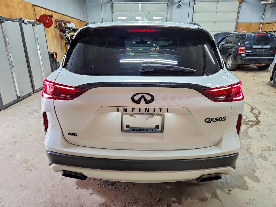 Продажа на аукционе авто 2025 Infiniti Qx50, vin: 3PCAJ5FB8SF104585, номер лота: 61429556