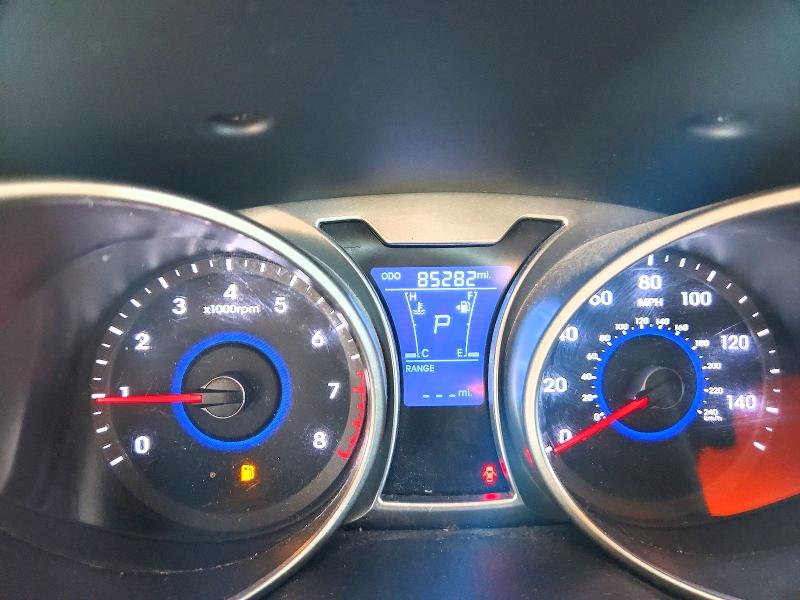 2015 Hyundai Veloster მანქანა იყიდება აუქციონზე, vin: KMHTC6AD8FU233453, აუქციონის ნომერი: 61820076