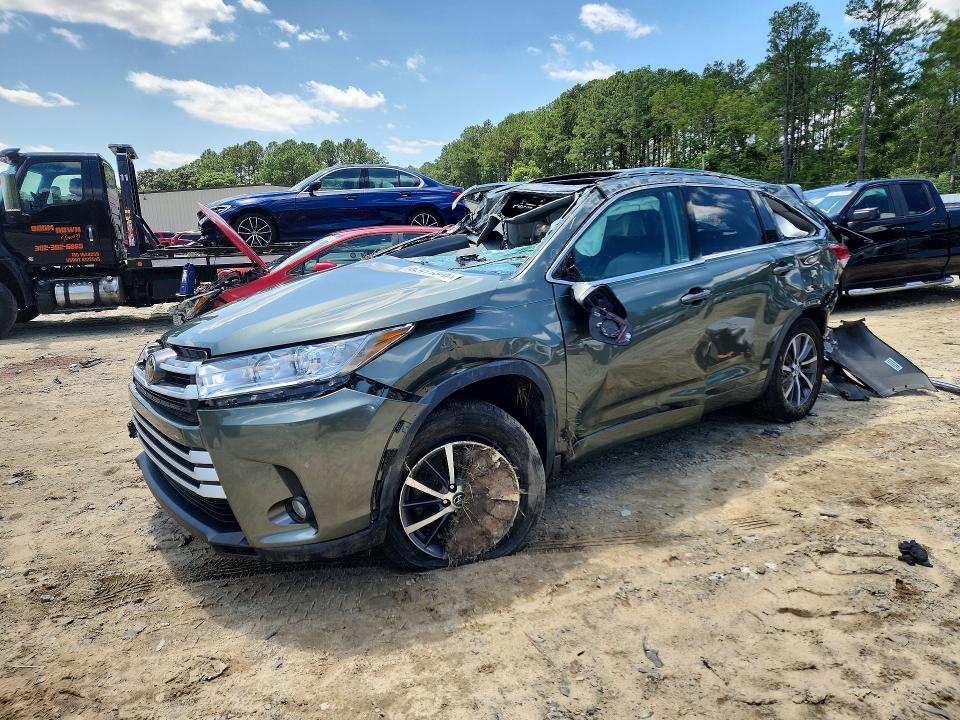 Aukcja sprzedaży 2017 Toyota Highlander, vin: 5TDJZRFH3HS371741, numer aukcji: 62411306