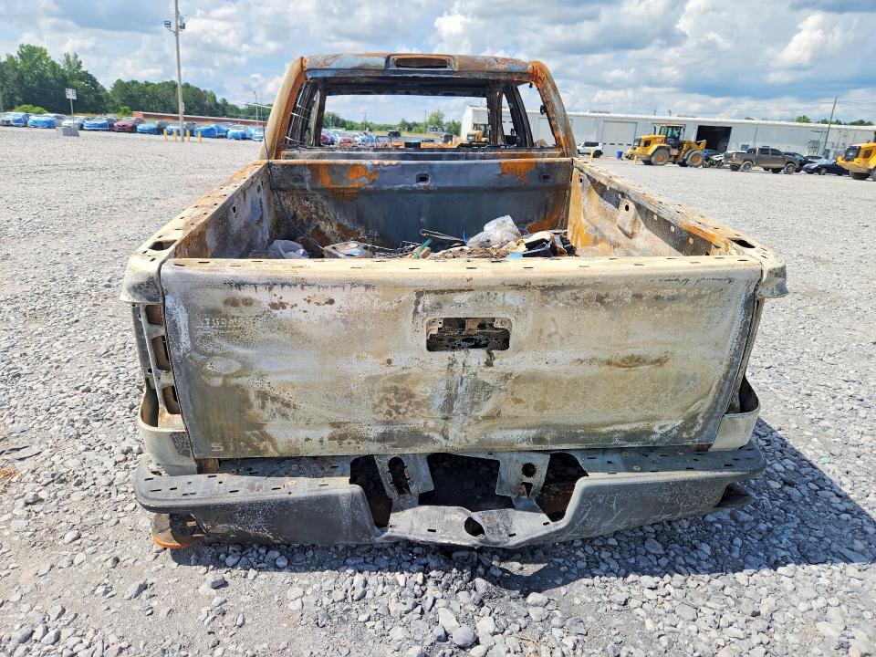 59350576 :رقم المزاد ، 3GCUKREC8GG335421 vin ، 2016 Chevrolet Silverado مزاد بيع