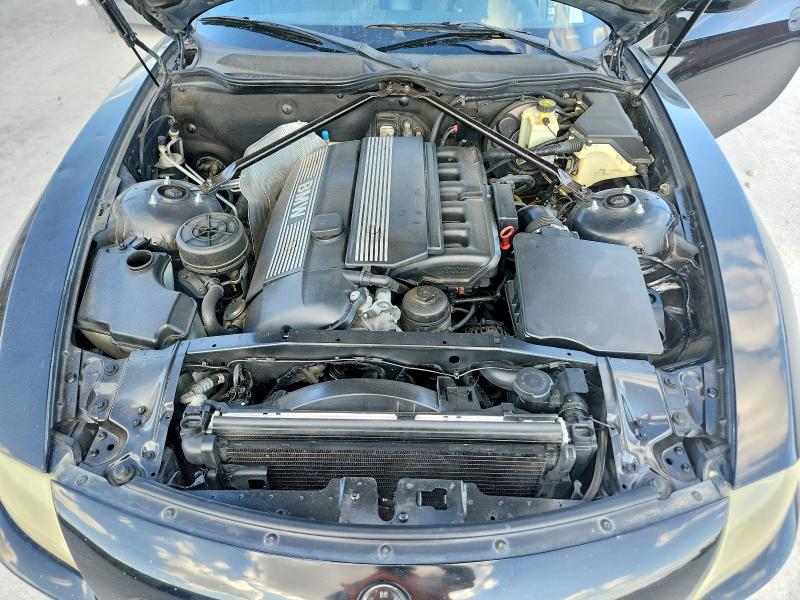 58615336 :رقم المزاد ، 4USBT33595LR70230 vin ، 2005 Bmw Z4 مزاد بيع