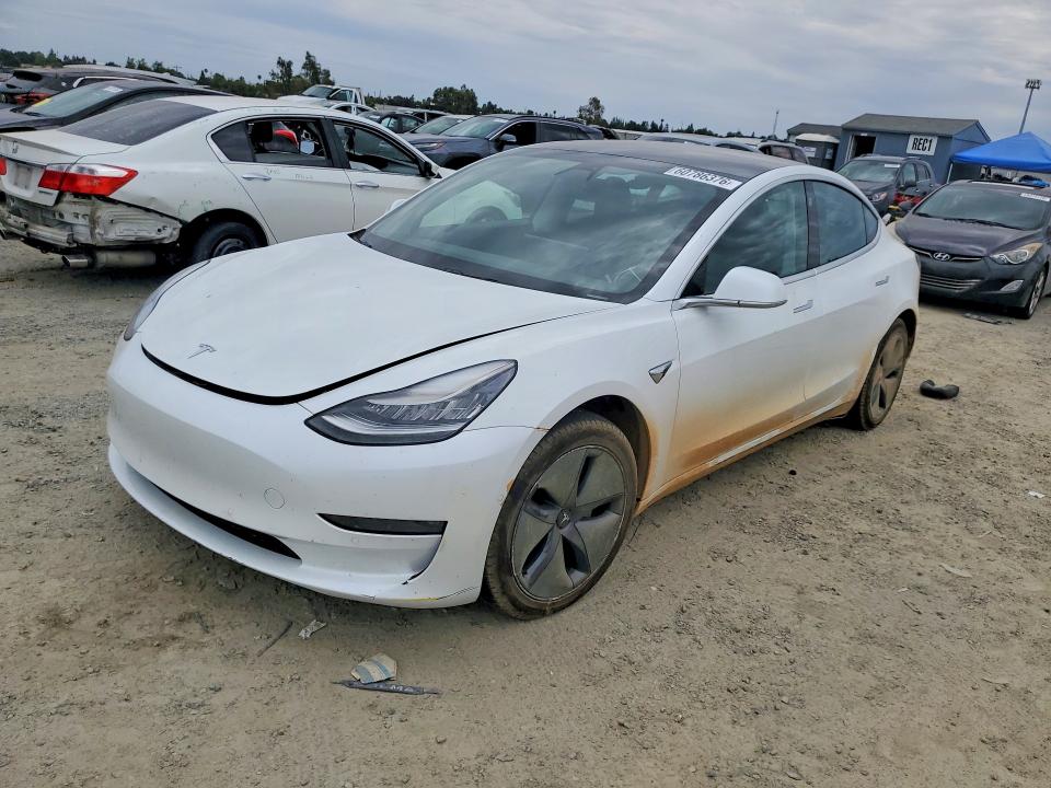 60786376 :رقم المزاد ، 5YJ3E1EB4LF741675 vin ، 2020 Tesla Model 3 مزاد بيع