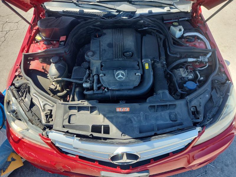 Продаж на аукціоні авто 2013 Mercedes-benz C, vin: WDDGF4HB2DR266427, номер лоту: 63479236