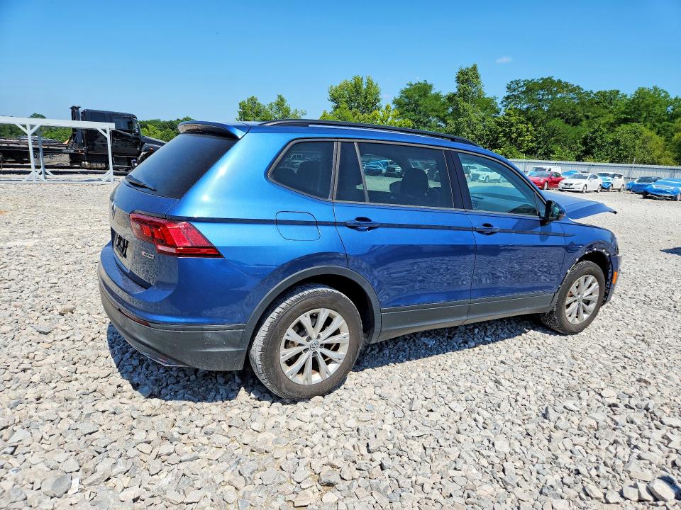 Продажа на аукционе авто 2019 Volkswagen Tiguan, vin: 3VV0B7AX1KM063382, номер лота: 61158896