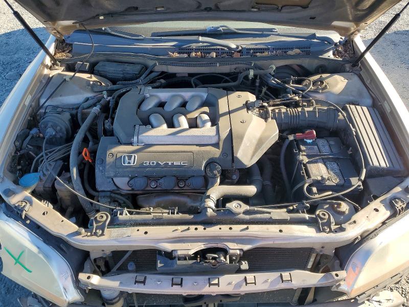 2001 Honda Accord მანქანა იყიდება აუქციონზე, vin: 1HGCG16541A008892, აუქციონის ნომერი: 61584706