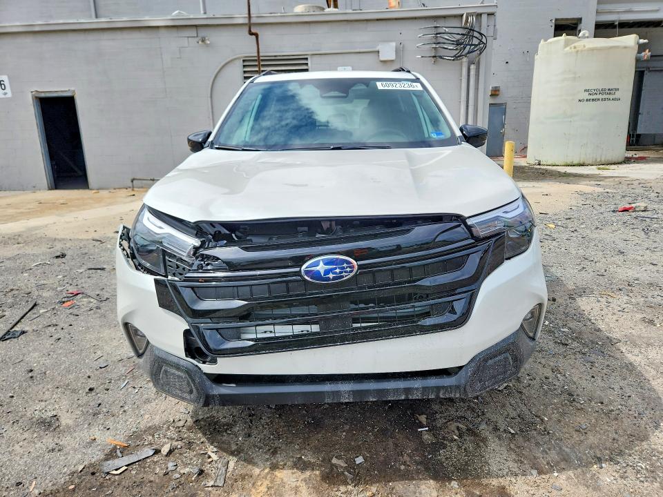 60923236 :رقم المزاد ، 4S4SLDH66T3093900 vin ، 2026 Subaru Forester مزاد بيع