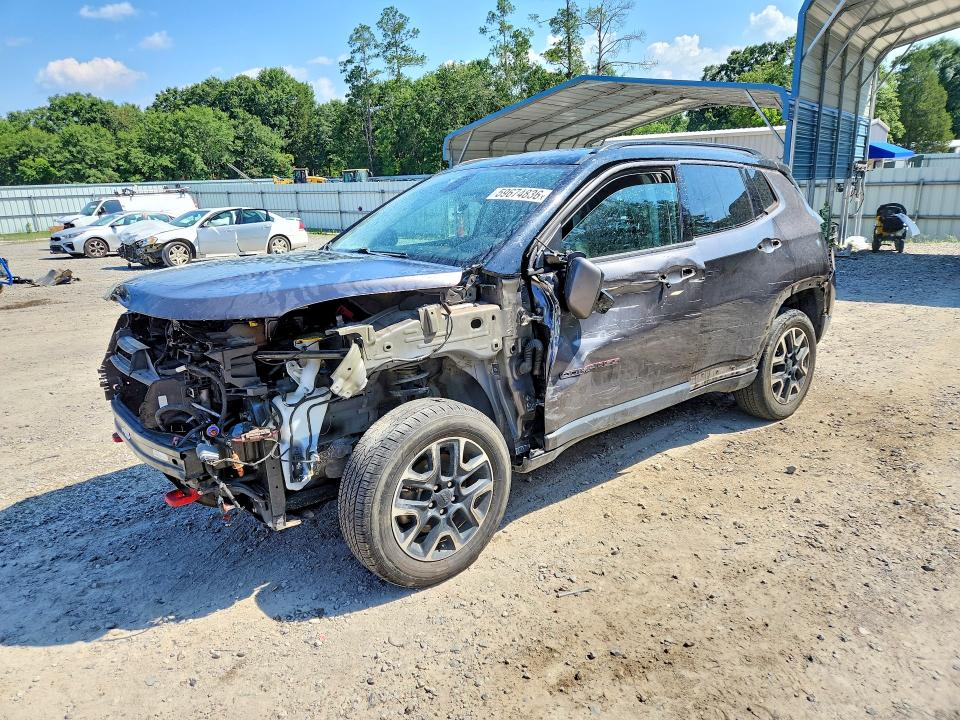59674836 :رقم المزاد ، 3C4NJDDB7KT825500 vin ، 2019 Jeep Compass مزاد بيع