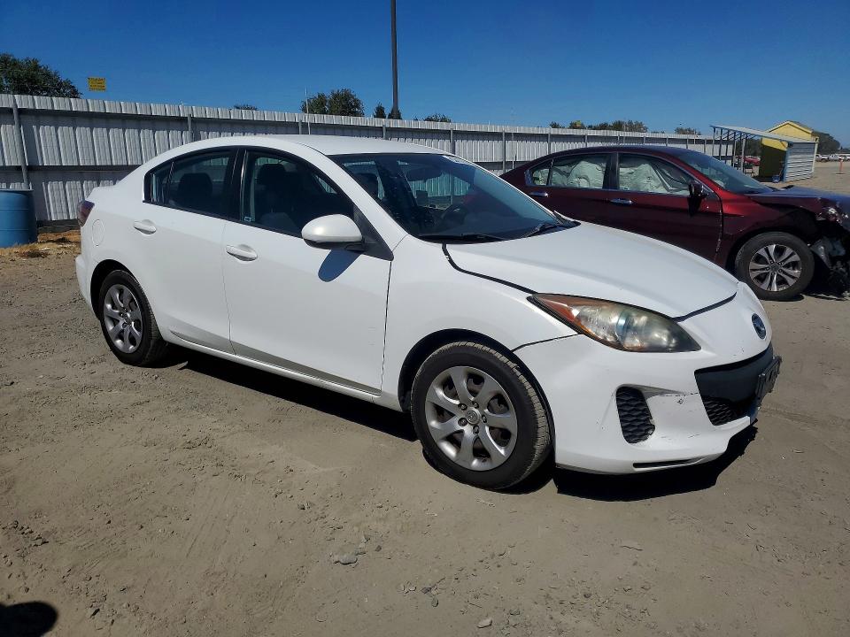 Продажа на аукционе авто 2013 Mazda 3, vin: JM1BL1UP1D1847025, номер лота: 63413736