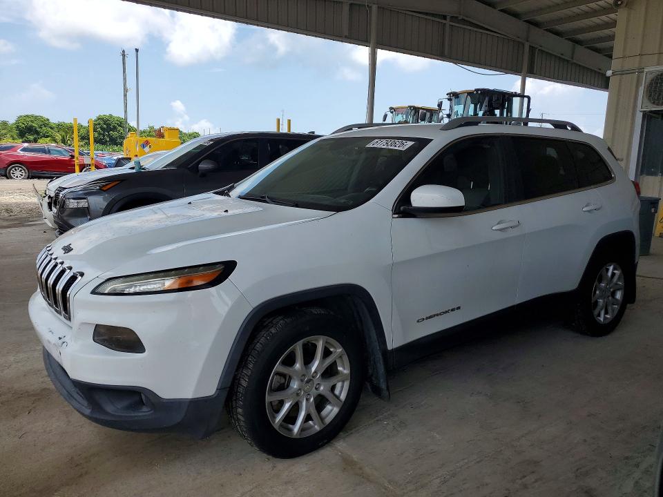 61793626 :رقم المزاد ، 1C4PJLCB4EW244829 vin ، 2014 Jeep Cherokee مزاد بيع