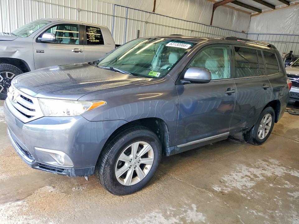 2011 Toyota Highlander მანქანა იყიდება აუქციონზე, vin: 5TDBK3EH2BS041877, აუქციონის ნომერი: 63130966