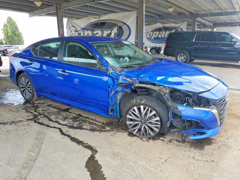 Продаж на аукціоні авто 2025 Nissan Altima, vin: 1N4BL4DV2SN386140, номер лоту: 61186006