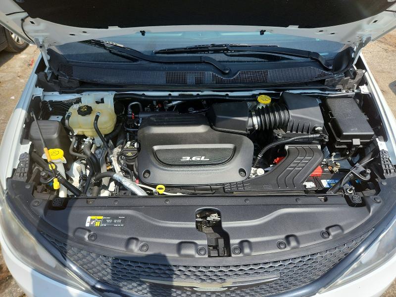 Продажа на аукционе авто 2018 Chrysler Pacifica, vin: 2C4RC1FG5JR235381, номер лота: 62315506