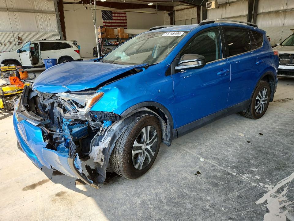 61138466 :رقم المزاد ، 2T3ZFREV0HW361993 vin ، 2017 Toyota Rav4 مزاد بيع