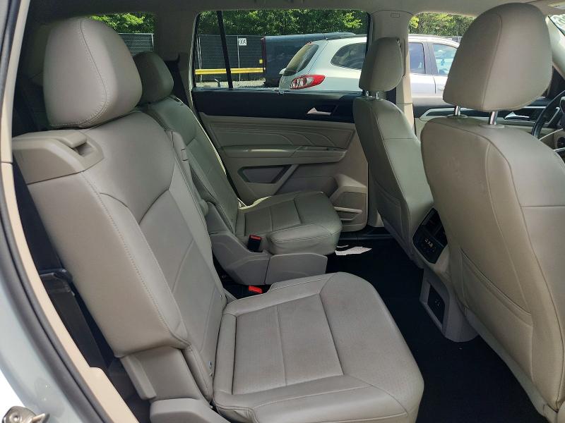 62197756 :رقم المزاد ، 1V2NR2CA8MC583786 vin ، 2021 Volkswagen Atlas مزاد بيع