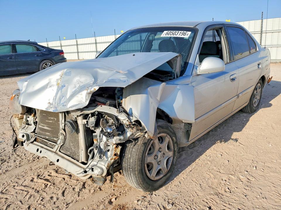 60503196 :رقم المزاد ، KMHCG45C25U598638 vin ، 2005 Hyundai Accent مزاد بيع