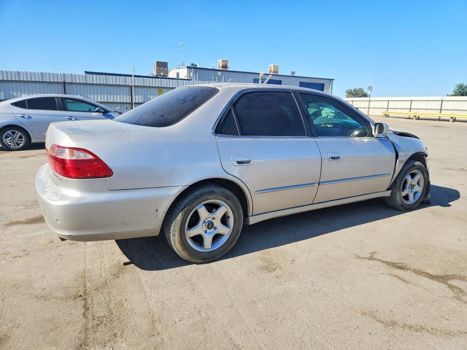 Продажа на аукционе авто 1998 Honda Accord, vin: 1HGCG667XWA127990, номер лота: 59281616