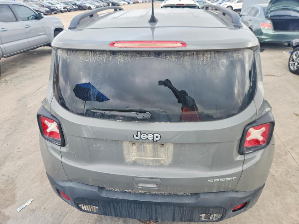 60687836 :رقم المزاد ، ZACNJCAB6MPM18015 vin ، 2021 Jeep Renegade مزاد بيع