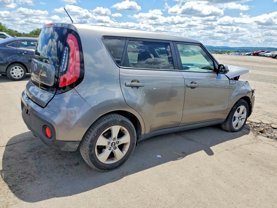 2017 Kia Soul მანქანა იყიდება აუქციონზე, vin: KNDJN2A24H7498403, აუქციონის ნომერი: 60550406