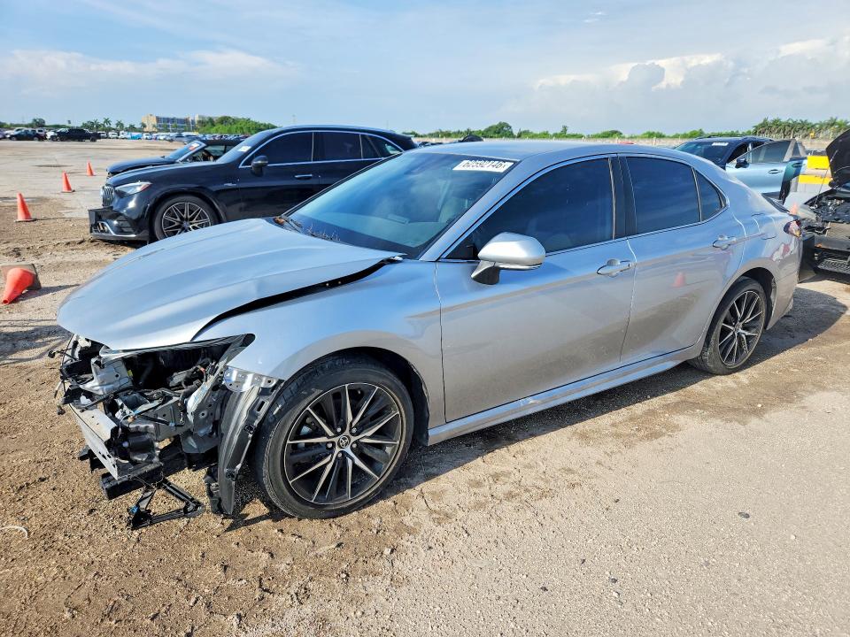 Продажа на аукционе авто 2023 Toyota Camry, vin: 4T1G11AK7PU117929, номер лота: 62592146