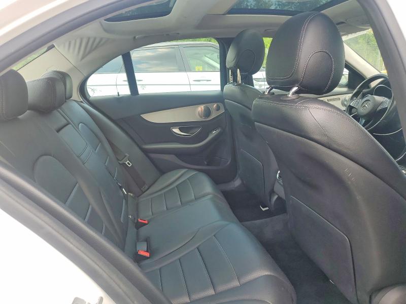 2015 Mercedes-benz C მანქანა იყიდება აუქციონზე, vin: 55SWF4KB5FU003743, აუქციონის ნომერი: 59987376