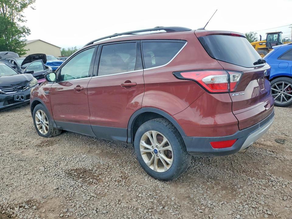 Продажа на аукционе авто 2018 Ford Escape, vin: 1FMCU9GD2JUC84395, номер лота: 62462786