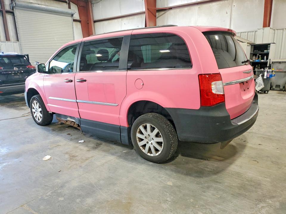 2015 Chrysler Town & Country მანქანა იყიდება აუქციონზე, vin: 2C4RC1BGXFR751717, აუქციონის ნომერი: 61068816
