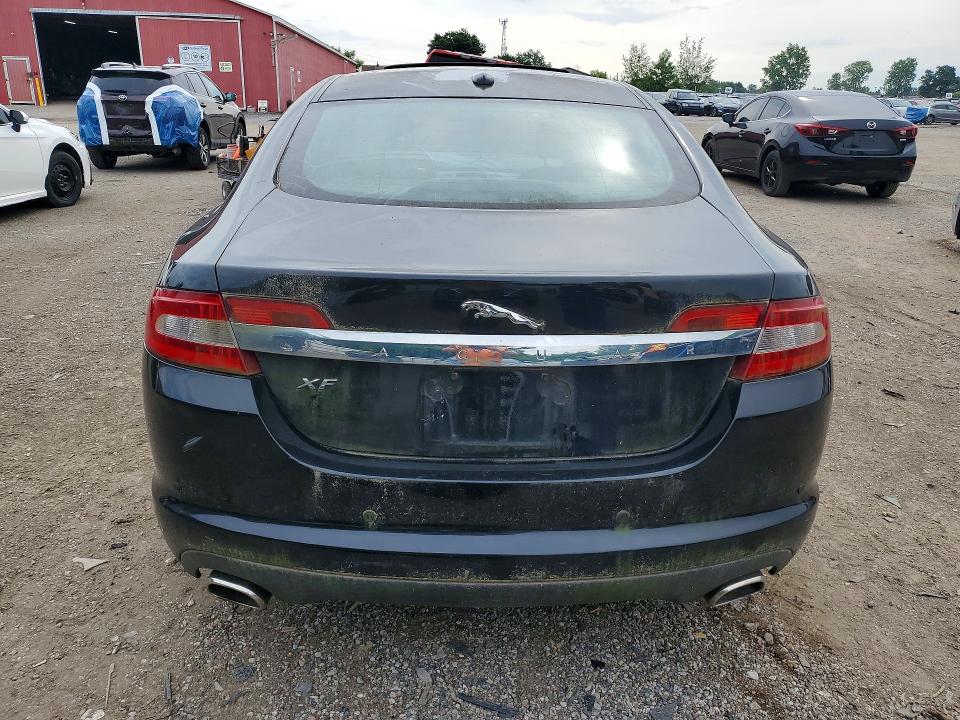 60133606 :رقم المزاد ، SAJXA0FB2BLR99180 vin ، 2011 Jaguar Xf مزاد بيع