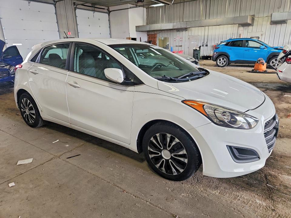 60258556 :رقم المزاد ، KMHD35LH6GU303726 vin ، 2016 Hyundai Elantra Gt مزاد بيع