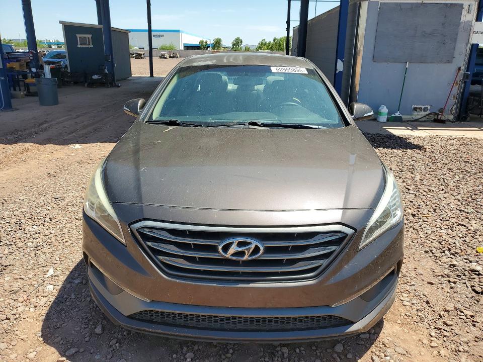 60969896 :رقم المزاد ، 5NPE34AF3HH588286 vin ، 2017 Hyundai Sonata مزاد بيع