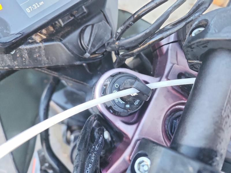 59303896 :رقم المزاد ، VBKTS6402MM805273 vin ، 2021 Ktm 890 مزاد بيع