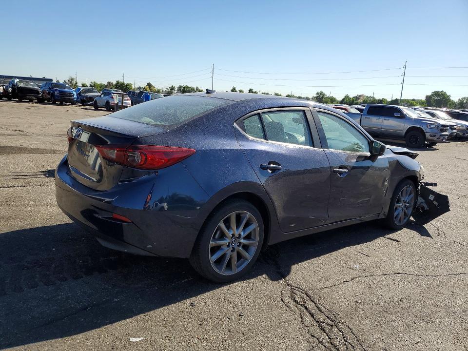 60800456 :رقم المزاد ، 3MZBN1V33JM161277 vin ، 2018 Mazda 3 مزاد بيع