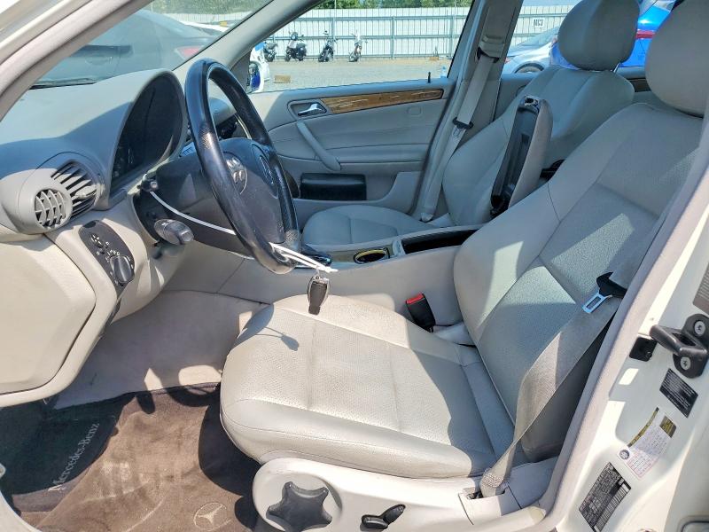 61392616 :رقم المزاد ، WDBRF52H97F911682 vin ، 2007 Mercedes-benz C مزاد بيع