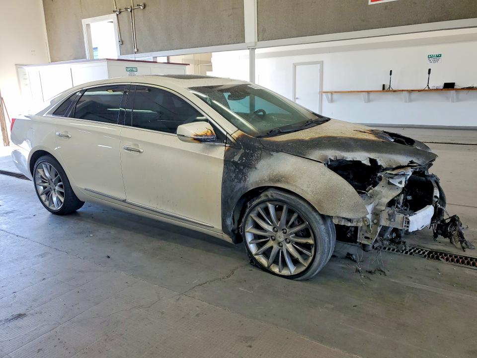 2014 Cadillac Xts მანქანა იყიდება აუქციონზე, vin: 2G61S5S38E9204421, აუქციონის ნომერი: 60197366